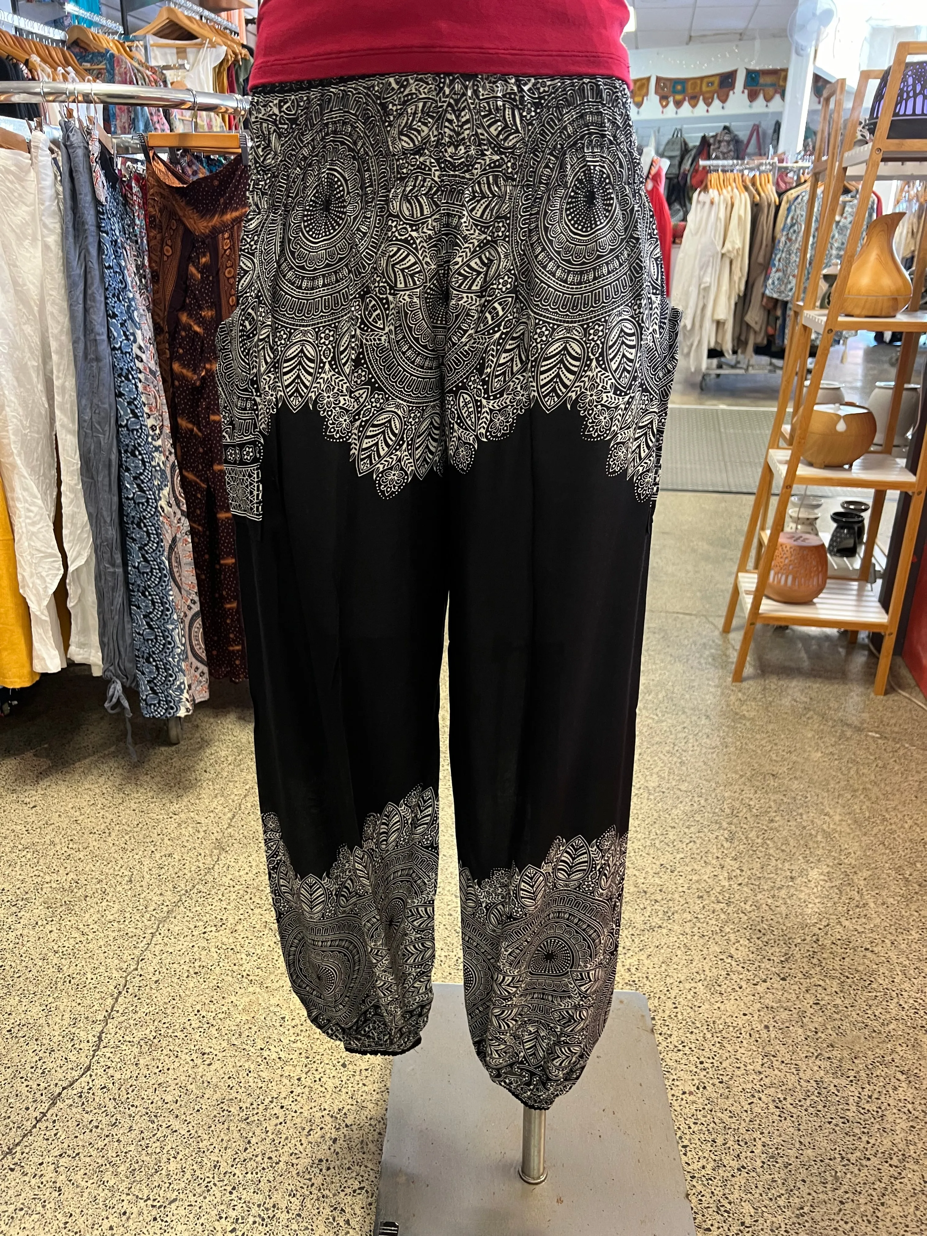Pushkar Two Pocket Pants