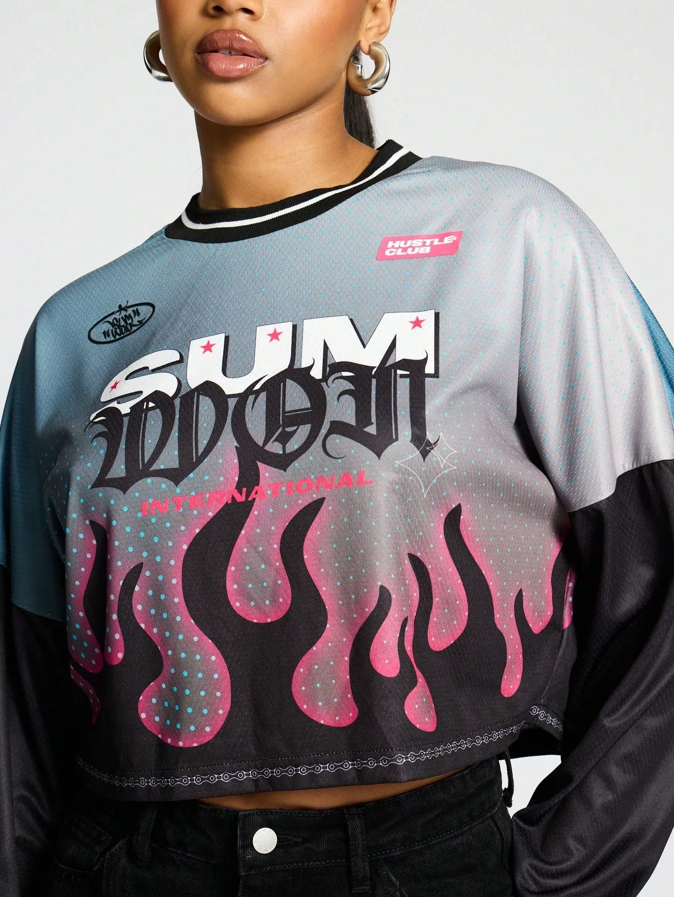 SUMWON WOMEN Long Sleeve Graphic Print Cropped T-Shirt