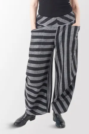 WOVEN STRIPE FRAYED PATCH BACK KANTHA KNEE TUCKED PANTS - wp2625-gry -